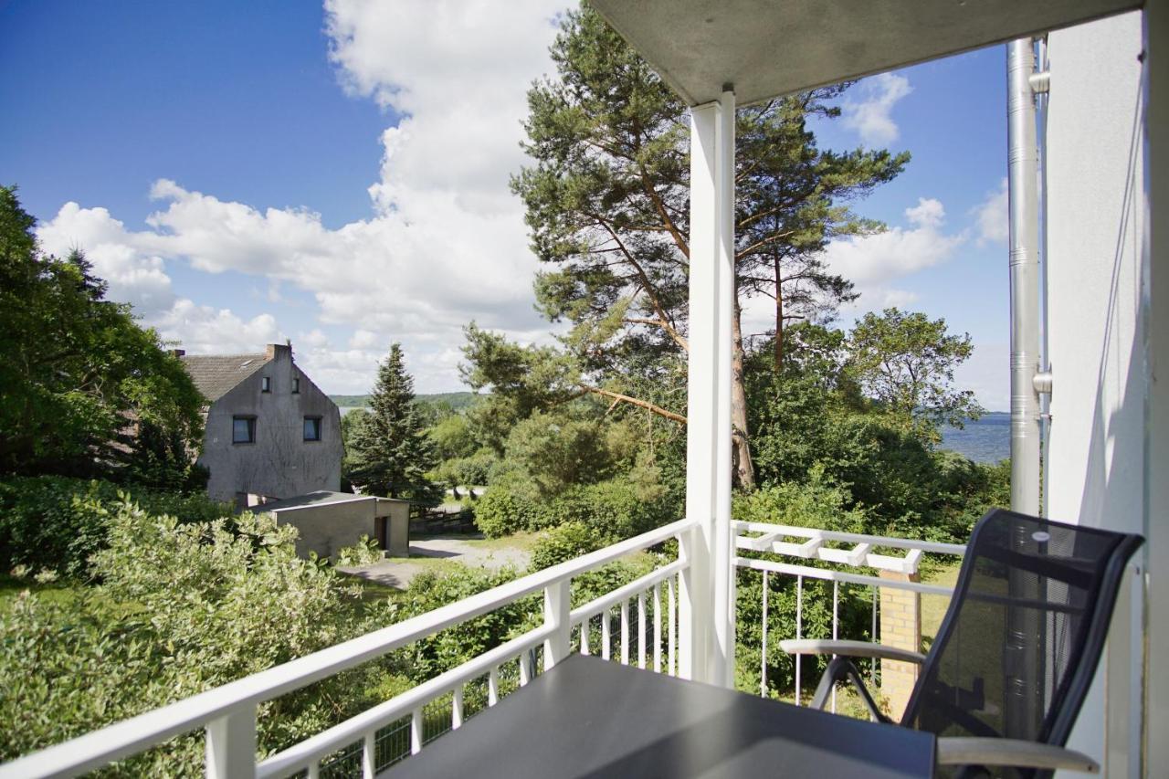 Moderne Ferienwohnung Mit Balkon, Meerblick - Ferienresidenz Zwei Boddenfewo 1-2 Lietzow Exterior foto